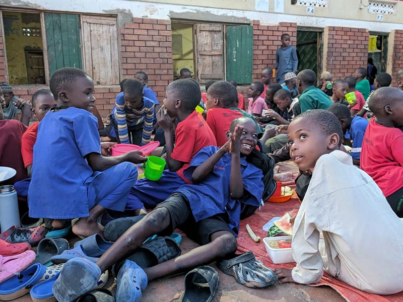 african-orphans-enjoying