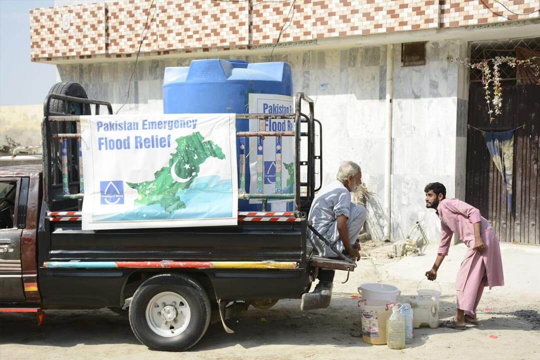 Distributing Water Relief in Pakistan